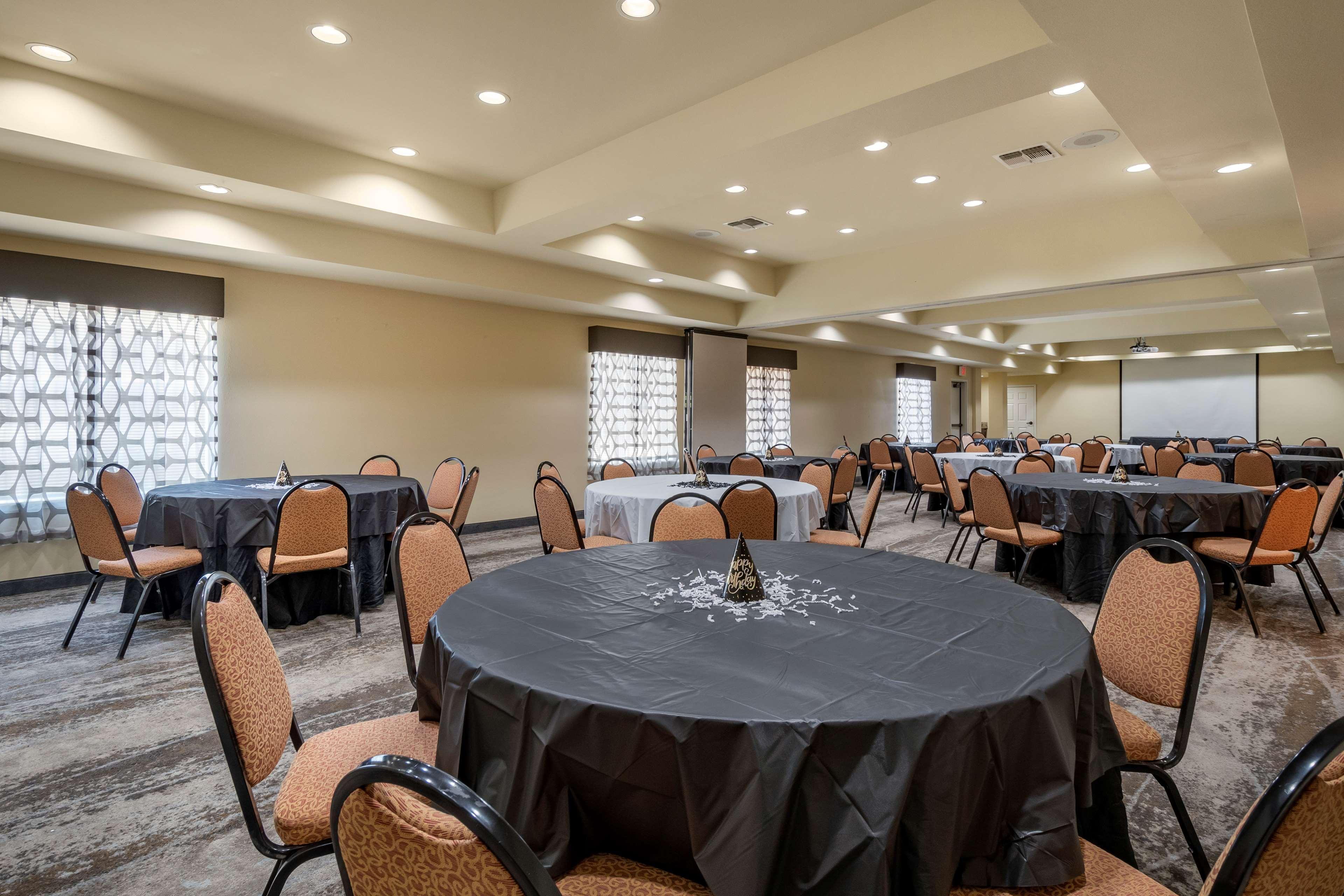 Best Western Plus Monica Royale Inn & Suites Greenville Exterior foto