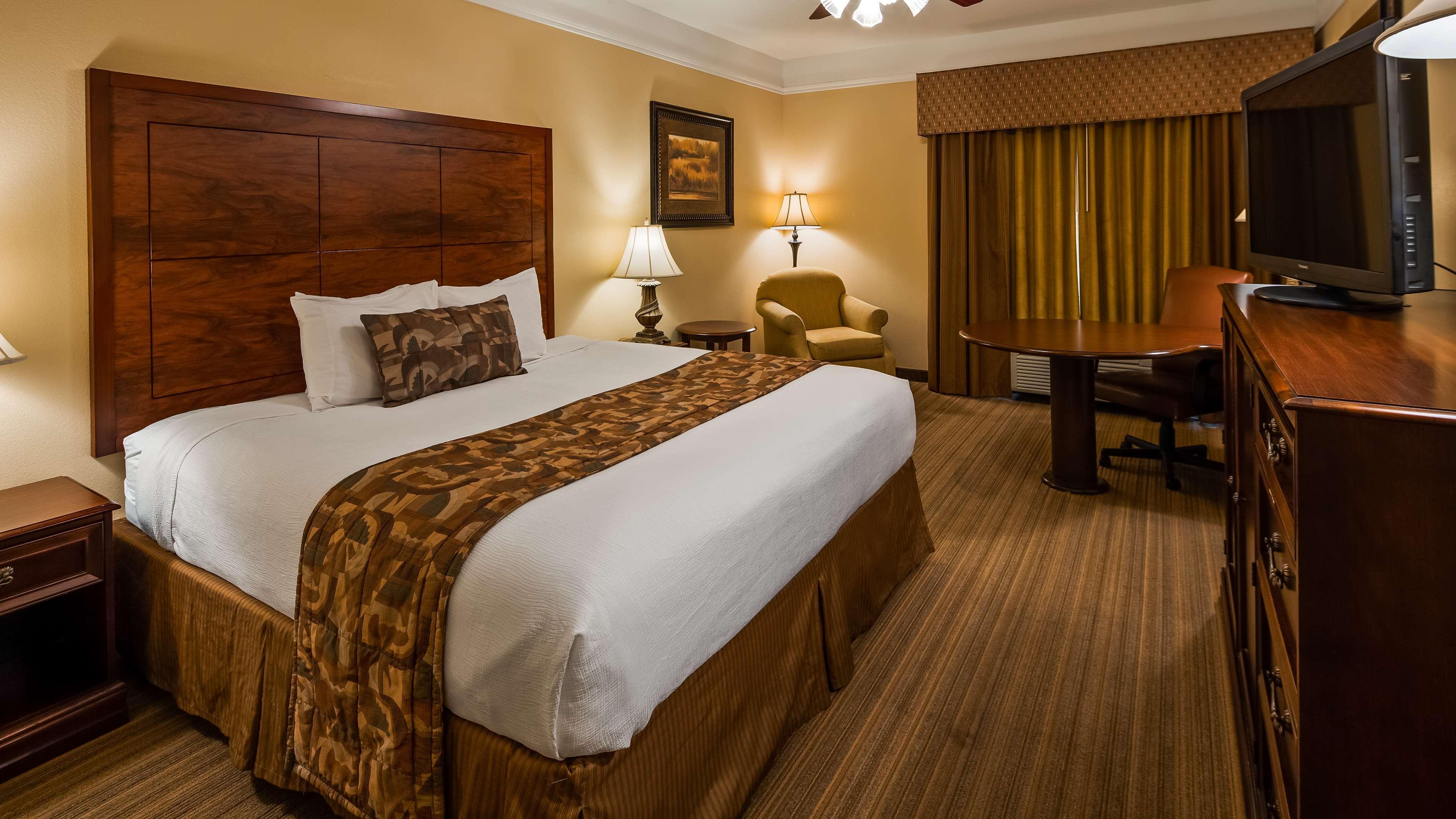 Best Western Plus Monica Royale Inn & Suites Greenville Exterior foto