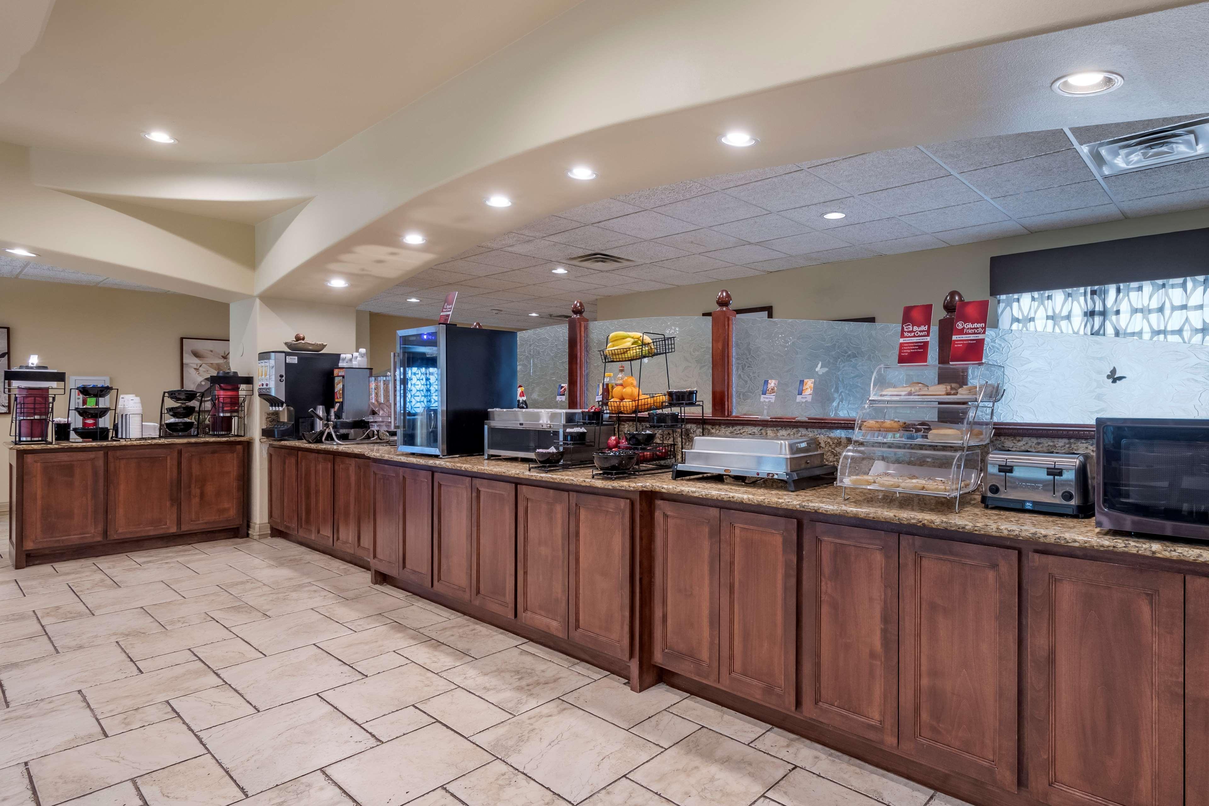 Best Western Plus Monica Royale Inn & Suites Greenville Exterior foto