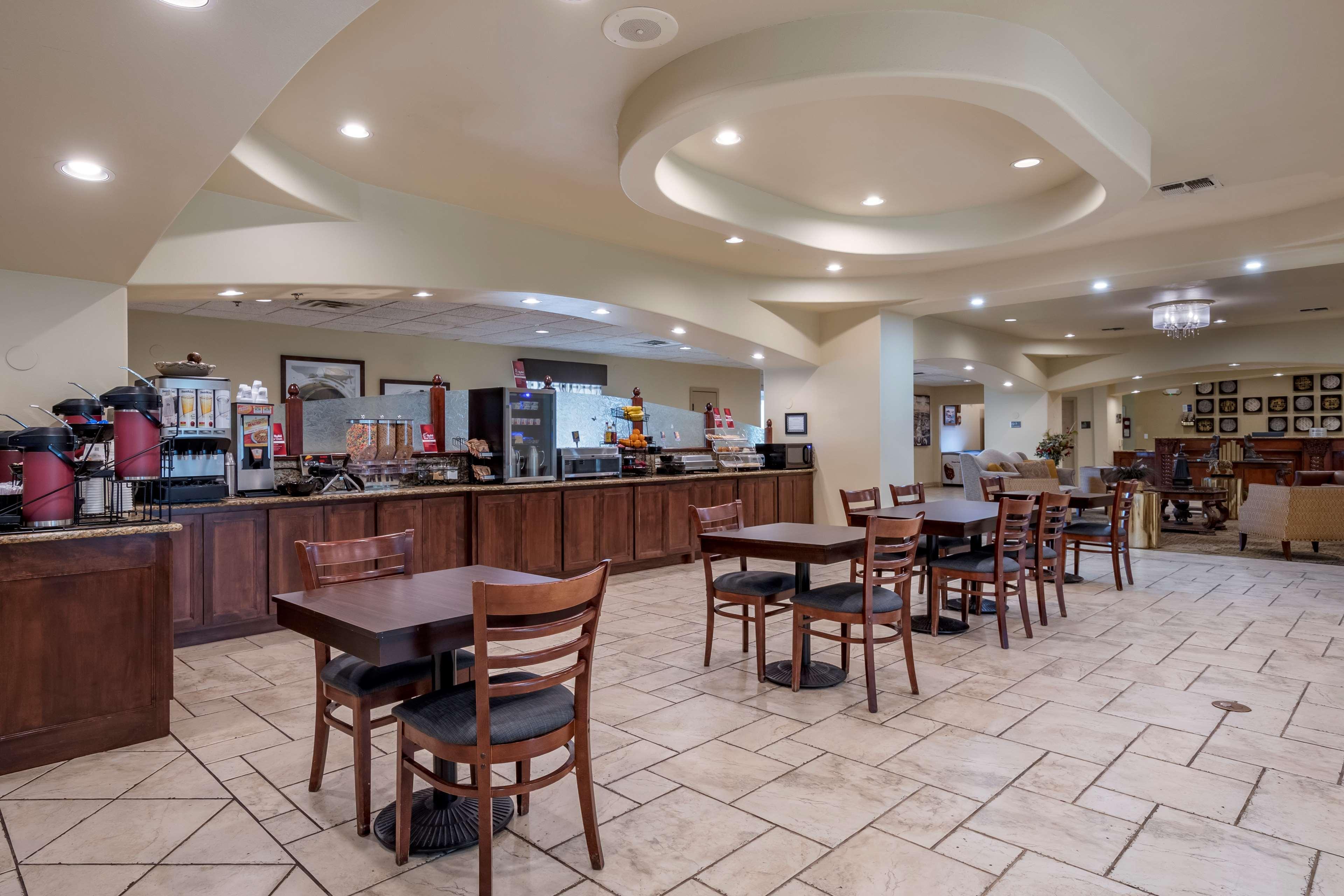 Best Western Plus Monica Royale Inn & Suites Greenville Exterior foto